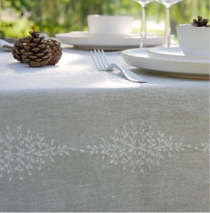 French shops Classic Embroidered Linen Tablecloth