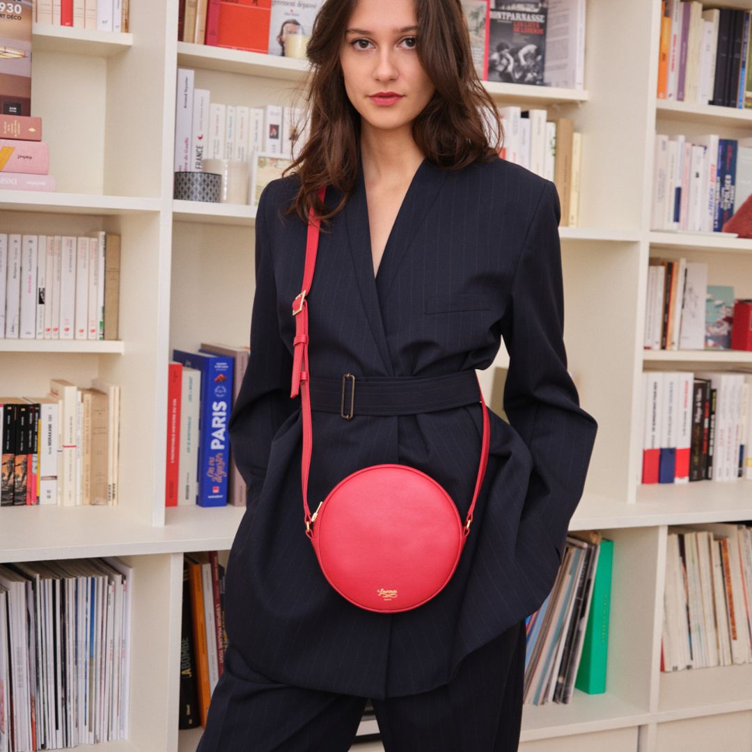 Parisian round leather bag - red